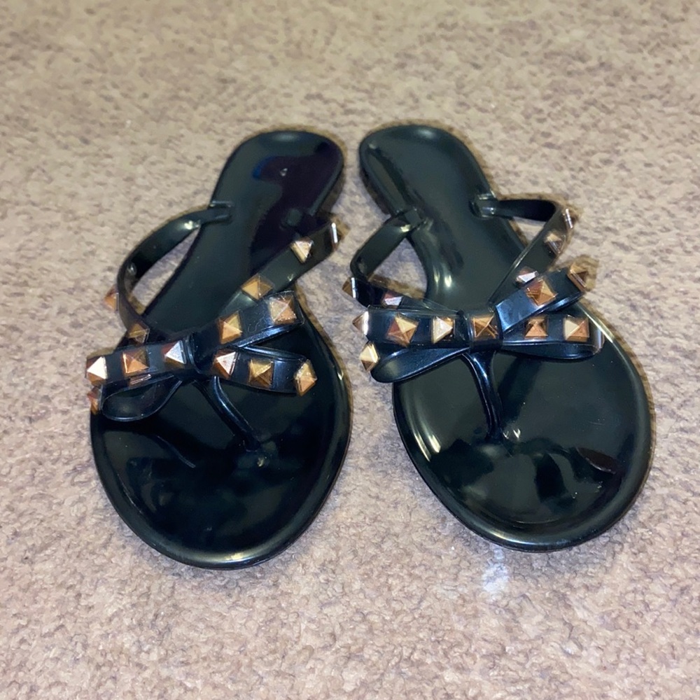Bow Flip Flops